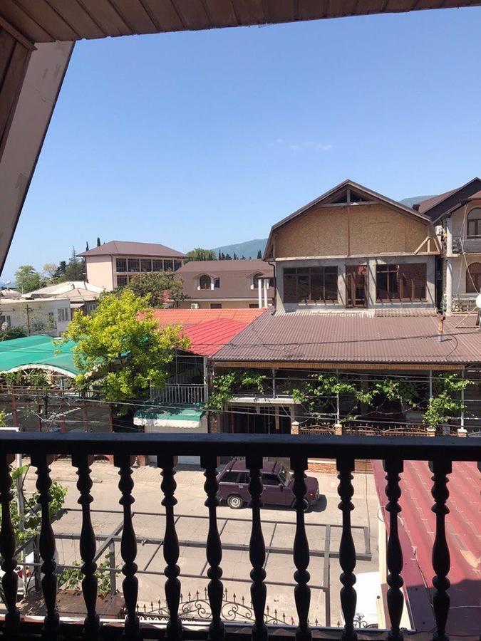 Nina Mini Hotel Gagra Exterior foto